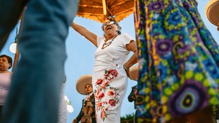 tanzende Frau tanzende Frau