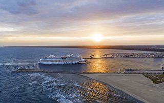 AIDA in Warnemuende