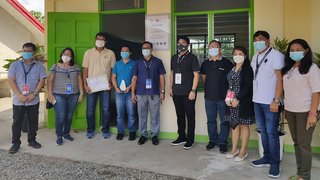 Übergabe der Vorschule in Silay City