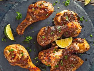 Typisches Jerk Chicken probieren