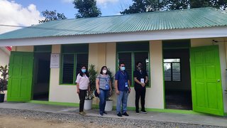 Übergabe der Vorschule in Silay City