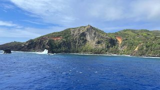 Halt vor Pitcairn Island