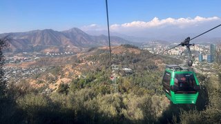 Mit der Seilbahn auf den Cerro San Christóbal Mit der Seilbahn auf den Cerro San Christóbal