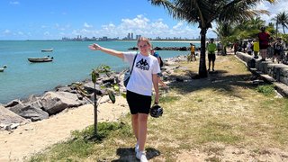 Weltreisereporterin Sarah nimmt es sportlich Weltreisereporterin Sarah nimmt es sportlich