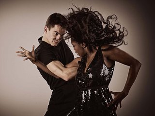 AIDA tanzt mit Motsi Mabuse