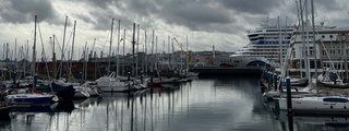 AIDAmar in A Coruña – Die Stadt aus Glas