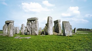 Felsformation Stonehenge in Großbritannien Blick auf die mystische Felsformation Stonehenge in Großbritannien